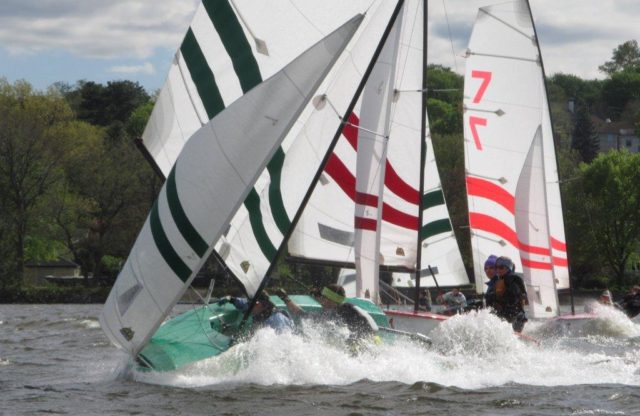 Crewing Guide to College Dinghies